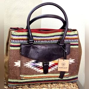 NWT ARIAT WESTERN PURSE